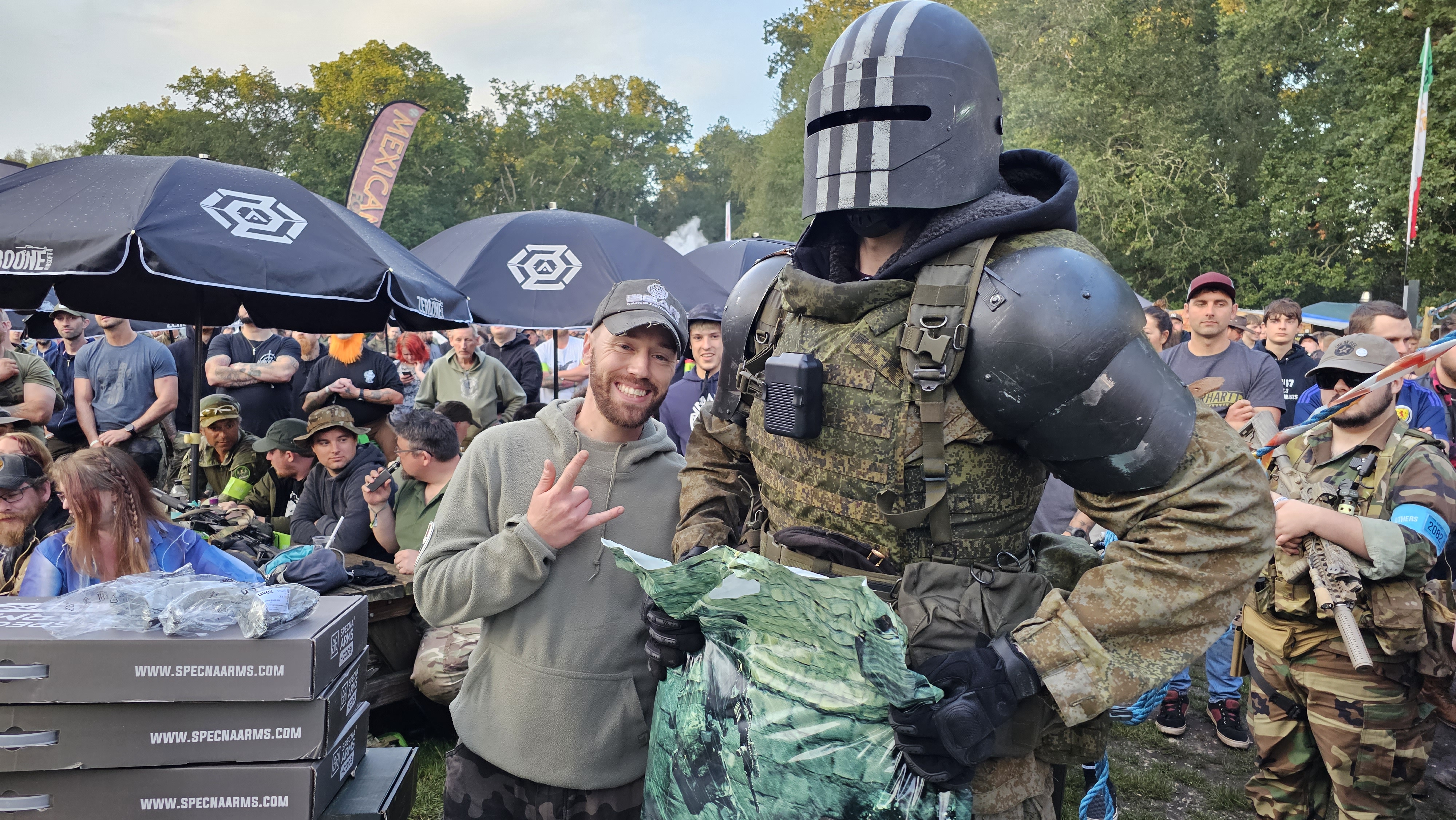 Free prize draw for every participant